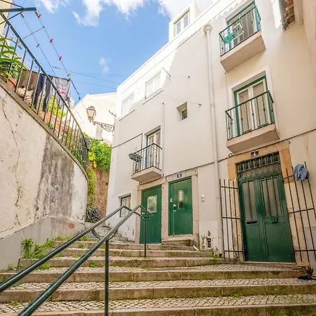 Guestready - Alfama Modern Loft Apartment Lisbon